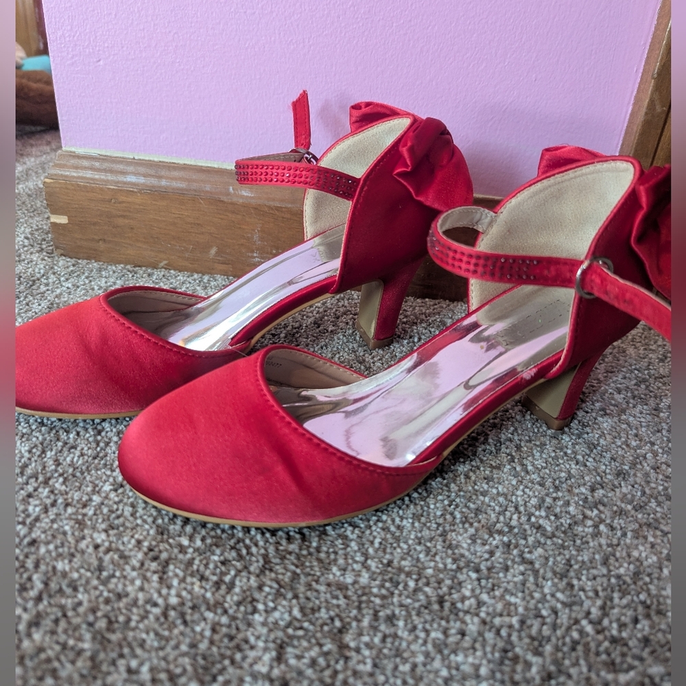 Badgley Mischka Red Satin Heels